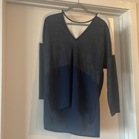 Zara V-neck Top - Picture 8 of 8